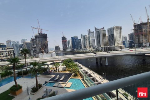 Apartmen di Business Bay, Dubai, UAE 2 bilik tidur, 124.7 meter persegi № 769292 - foto 14