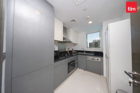 Apartmen di Business Bay, Dubai, UAE 2 bilik tidur, 124.7 meter persegi № 769292 - foto 16
