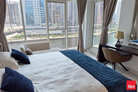 Apartmen di Business Bay, Dubai, UAE 2 bilik tidur, 124.7 meter persegi № 769292 - foto 7
