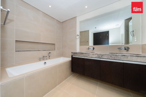 Apartman u Dubai, UAE 2 spavaćih soba, 144.8 m2 Br. 751473 - fotografija 17