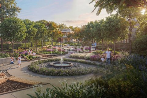 Villa till försäljning i Dubai Land, Dubai, UAE 5 sovrum, 410 kvm Nr. 688450 - fotografi 4