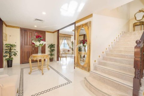 Vila di Falcon City of Wonders, Dubai, UEA 5 kamar tidur, 814 m2 nomor 643107 - foto 12