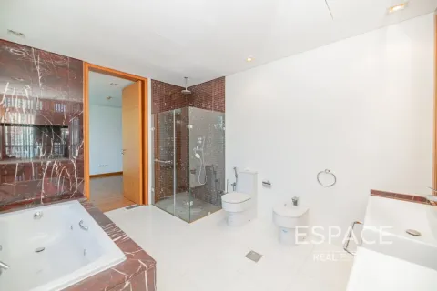 Apartman u Dubai Marina, UAE 4 spavaćih soba, 407 m2 Br. 738488 - fotografija 17