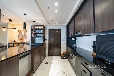 Apartmán v 23 MARINA TOWER v Dubai Marina, SAE 3 spálne, 201 m2 č. 738492 - Fotografia 5