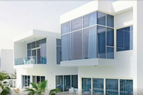 Villa zum Verkauf in Dubai, VAE 4 Schlafzimmer, 589 m2 Nr. 640099 - Foto 1