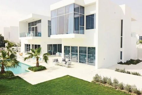 Villa zum Verkauf in Dubai, VAE 4 Schlafzimmer, 589 m2 Nr. 640099 - Foto 3