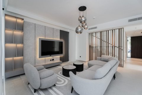 Villa a Tilal Al Ghaf, Dubai, EAU 4 camere da letto № 739203