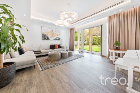 Vilë në Arabian Ranches, Dubai, Emiratet e Bashkuara Arabe 4 dhoma gjumi, 334.45 m2. № 739202 - Foto 9