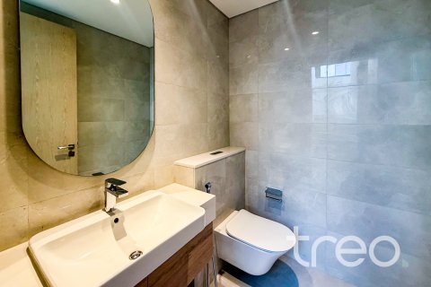 Villa till försäljning i Dubai, UAE 4 sovrum, 398.65 kvm Nr. 739205 - fotografi 5