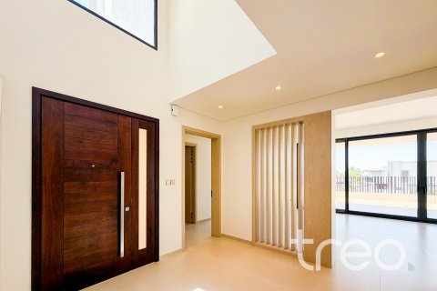 Villa till försäljning i Dubai, UAE 4 sovrum, 398.65 kvm Nr. 739205 - fotografi 2