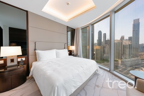 דירה למכירה ב Burj Khalifa, Dubai, איחוד האמירויות 3 חדרי שינה, 185.62 מ"ר, מספר 739206 - תמונה 9