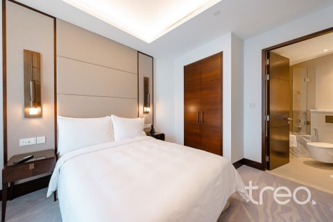 דירה למכירה ב Burj Khalifa, Dubai, איחוד האמירויות 3 חדרי שינה, 185.62 מ"ר, מספר 739206 - תמונה 14