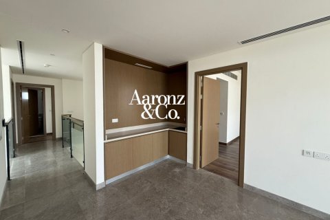 Villa til leje i Al Furjan, Dubai, UAE 5 soveværelser, 570 kvm № 760384 - foto 15