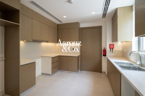 Al Furjan, Dubai, UAE의 임대용 빌라 침실 5개, 570제곱미터 번호 760384 - 사진 17