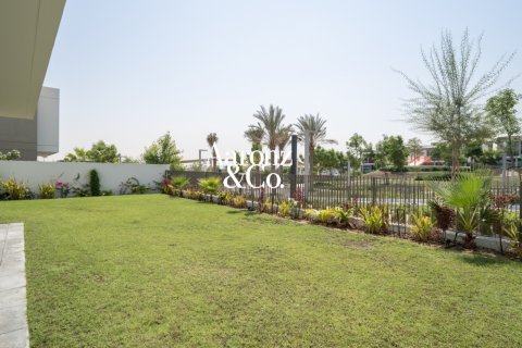Al Furjan, Dubai, UAE의 임대용 빌라 침실 5개, 570제곱미터 번호 760384 - 사진 23