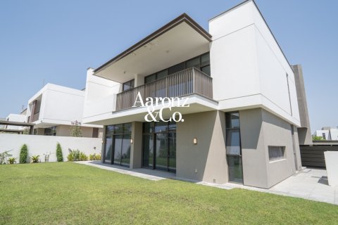 Villa sa Al Furjan, Dubai, UAE 5 silid-tulugan, 570 sq.m. № 760384