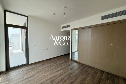 Villa til leje i Al Furjan, Dubai, UAE 5 soveværelser, 570 kvm № 760384 - foto 16