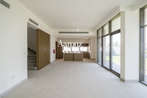 Al Furjan, Dubai, UAE의 임대용 빌라 침실 5개, 570제곱미터 번호 760384 - 사진 4