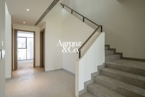 Al Furjan, Dubai, UAE의 임대용 빌라 침실 5개, 570제곱미터 번호 760384 - 사진 5