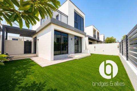 Vila di Dubai Hills Estate, UAE 4 bilik tidur, 229 meter persegi № 760386