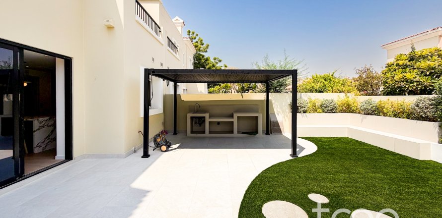 Villa en Arabian Ranches, Dubai, EAU 3 dormitorios, 236.07 m² № 755480