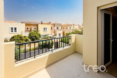 Villa en alquiler en Arabian Ranches, Dubai, EAU 3 dormitorios, 236.07 m2 № 755480 - foto 9
