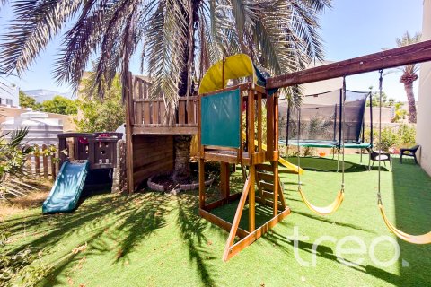 Villa Meadows, Dubaijā, AAE 5 istabas, 604.98 m2 Nr. 755476 - attēls 2