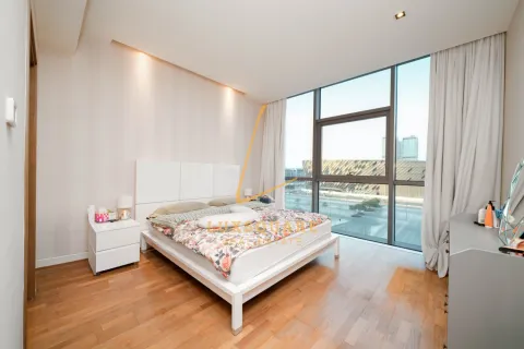 Huoneisto Al Wasl, Dubai, Arabiemiraatit 1 makuuhuone, 117 m2 № 662663 - kuva 16