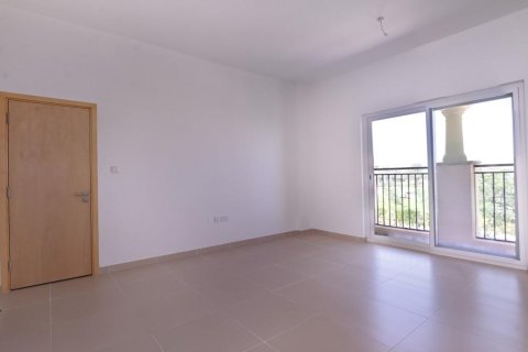 Land in Dubai Land, UAE 4 bedrooms, 435.16 sq.m. № 637930 - photo 9