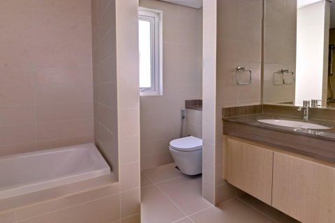 Land in Dubai Land, UAE 4 bedrooms, 435.16 sq.m. № 637930 - photo 8