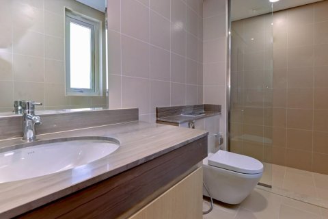 Land in Dubai Land, UAE 4 bedrooms, 435.16 sq.m. № 637930 - photo 17