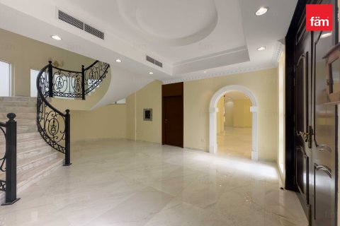 Villa sa Al Furjan, Dubai, UAE 5 silid-tulugan, 604.3 sq.m. № 633716 - larawan 12