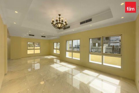 Villa sa Al Furjan, Dubai, UAE 5 silid-tulugan, 604.3 sq.m. № 633716 - larawan 19