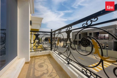 Villa sa Al Furjan, Dubai, UAE 5 silid-tulugan, 604.3 sq.m. № 633716 - larawan 7
