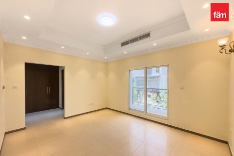 Villa sa Al Furjan, Dubai, UAE 5 silid-tulugan, 604.3 sq.m. № 633716 - larawan 3