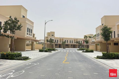 Dubai, संयुक्त अरब अमीरात में टाउनहाउस, 4 बेडरूम, 144 वर्ग मीटर, संख्या 721338 - फ़ोटो 12