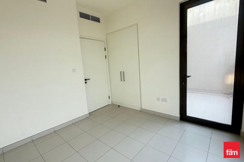 Vila di Dubai, UEA 3 kamar tidur, 140.2 m2 nomor 629517 - foto 11