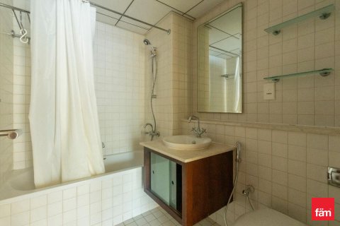 Apartment in Dubai Marina, UAE 3 bedrooms, 204.8 sq.m. № 647854 - photo 17