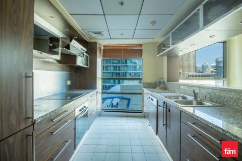 Apartment in Dubai Marina, UAE 3 bedrooms, 204.8 sq.m. № 647854 - photo 21