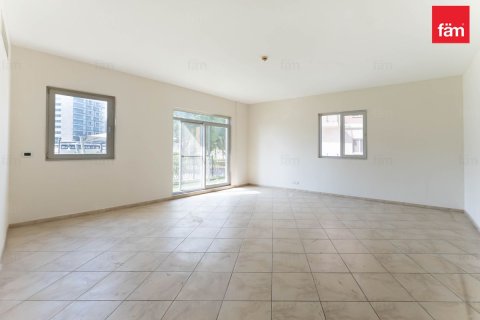 Apartment in Motor City, Dubai, UAE 3 bedrooms, 224.1 sq.m. № 647855 - photo 1