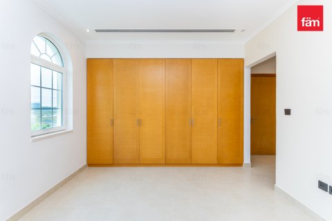 Vila di Dubai, UAE 4 bilik tidur, 525.2 meter persegi № 629216 - foto 19