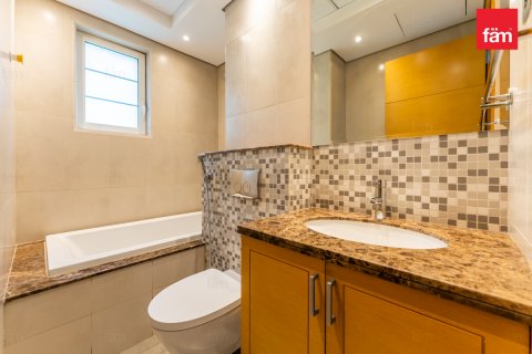 Vila di Dubai, UAE 4 bilik tidur, 525.2 meter persegi № 629216 - foto 16