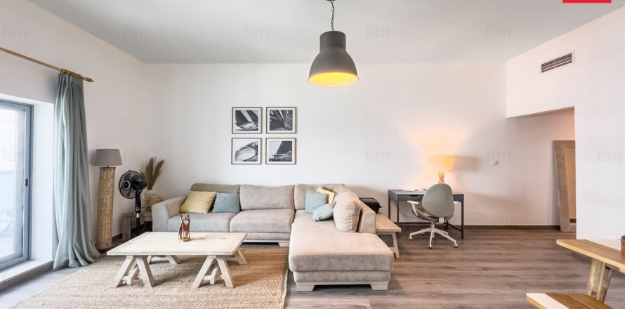 Apartament në Dubai Sports City, Emiratet e Bashkuara Arabe 2 dhoma gjumi, 118.1 m2. № 679162