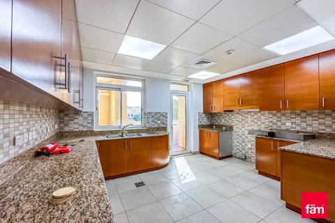 Apartman u Dubai, UAE 3 spavaćih soba, 255 m2 Br. 652368 - fotografija 14