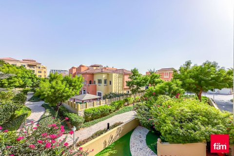 Apartman u Dubai, UAE 3 spavaćih soba, 255 m2 Br. 652368 - fotografija 15