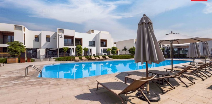 Townhouse sa Dubai, UAE 3 silid-tulugan, 122.6 sq.m. № 652369