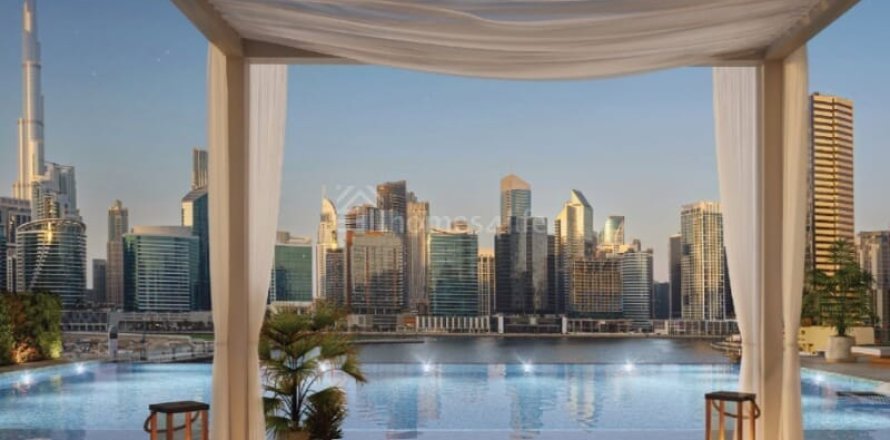 דירה ב Business Bay, Dubai, איחוד האמירויות 2 חדרי שינה, 129 מ"ר מספר 705254
