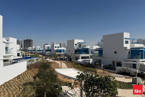 Rekkehus til leie i Dubai, Emiratene 4 soverom, 144 kvm Nr. 687273 - Foto 11