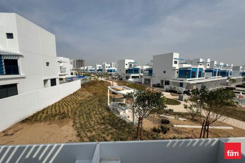 Rekkehus i Dubai, Emiratene 4 soverom, 144 kvm nr. 687273