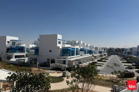 Rekkehus til leie i Dubai, Emiratene 4 soverom, 144 kvm Nr. 687273 - Foto 10